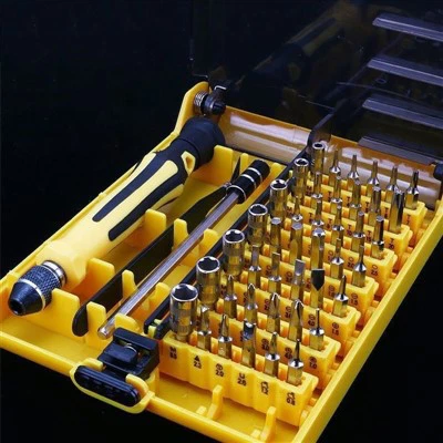 RUUVILTA VAIHDETTAVILLA KÄRJILLÄ, SET